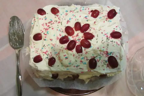 The Eggfree Cake Box photo 2